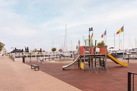 Speeltuin in de haven op Summio Marina Port Zélande